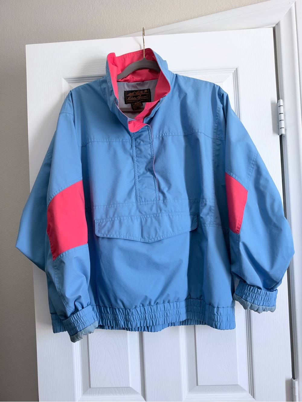 Eddie Bauer women’s Pullover Jacket - Windbreaker Style Sz L